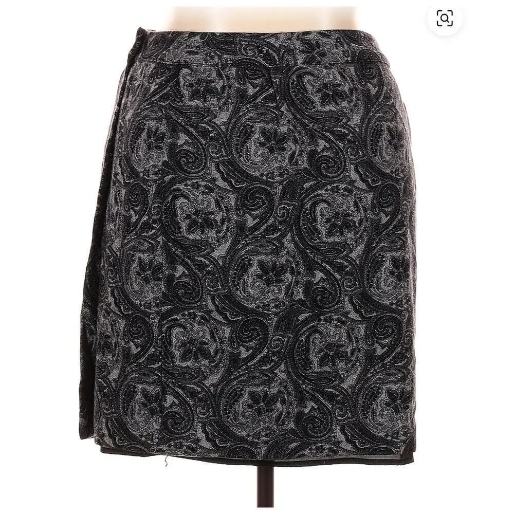 Talbots Wool Blend Floral Wrap Mini Skirt 12P Black Gray Jacquard - Picture 3 of 13
